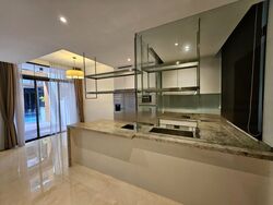 West Coast Grove (D5), Condominium #467641661